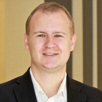 Portraitbild von Ben, Agile Coach & Scrum Master, Dresden, Personalberatung, Software-Entwicklung, CTO, Product Owner, Scrum Master